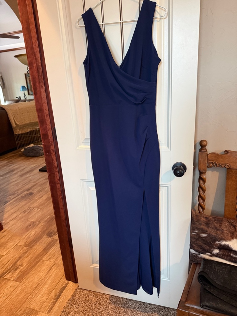 Sleeveless Navy V-Neck Evening Dress with Side Slit